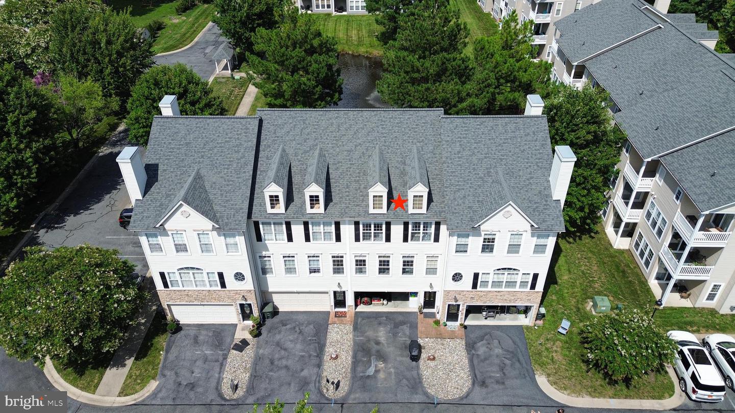400 Williams Street #3