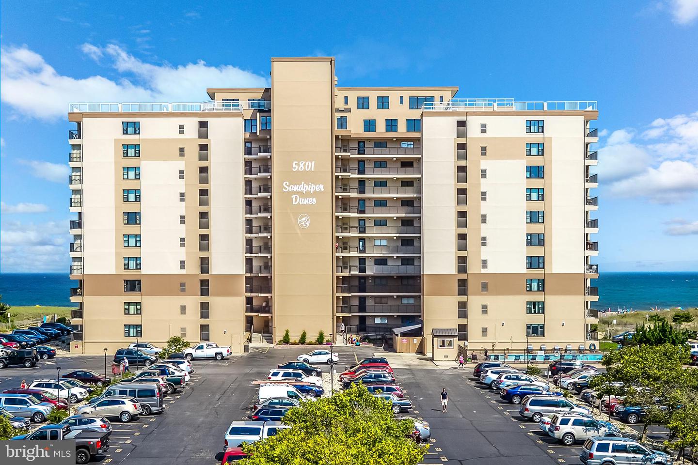 5801 Atlantic Avenue #305