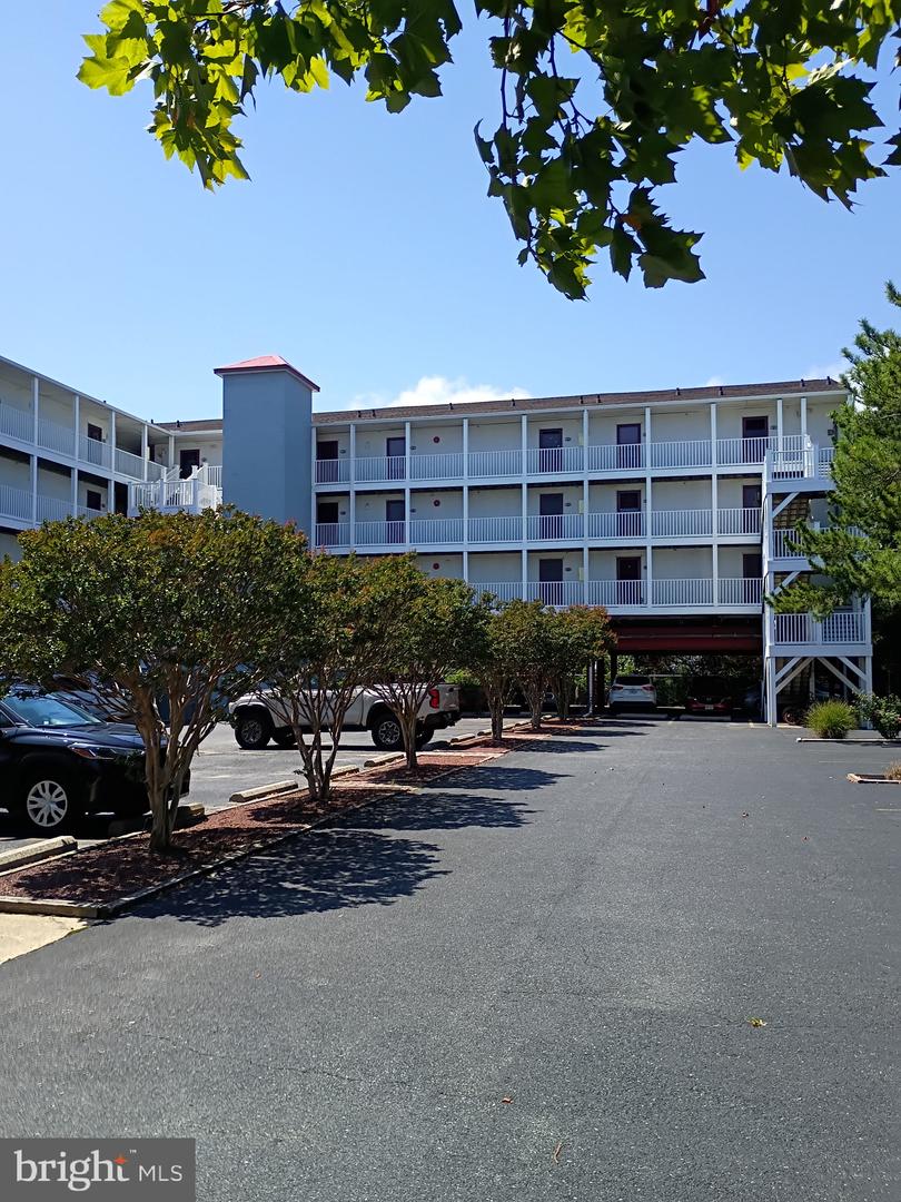 300 Robin Drive #216