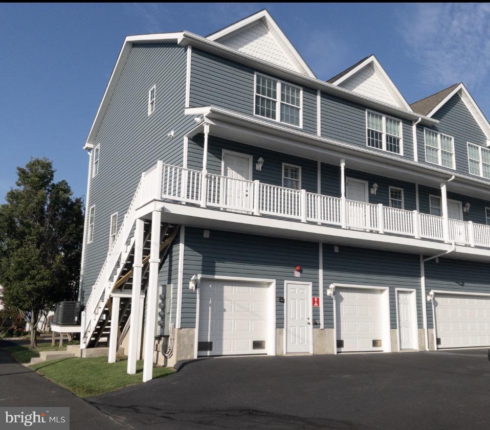 1108 Saint Louis Avenue #1