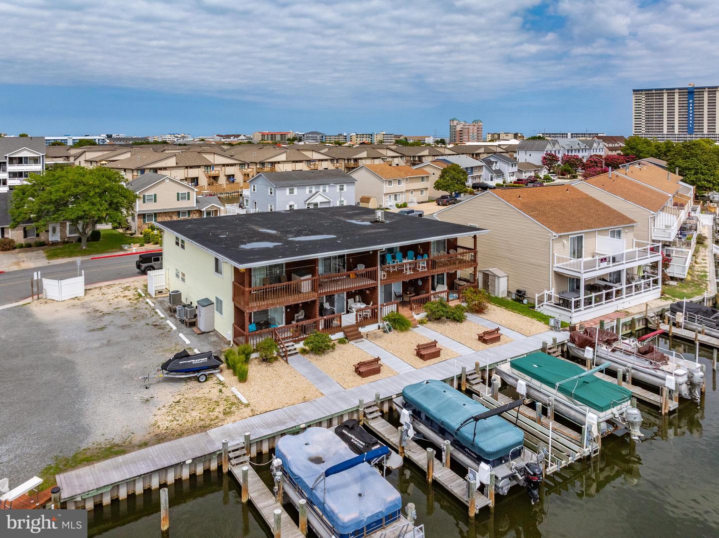 147 Newport Bay Drive #27