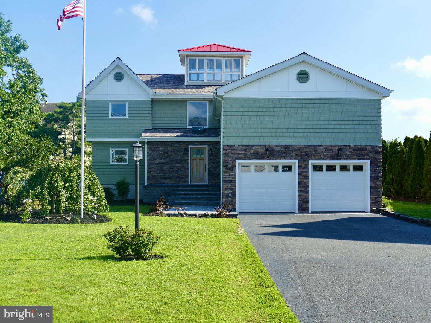 20 E Mallard Drive E