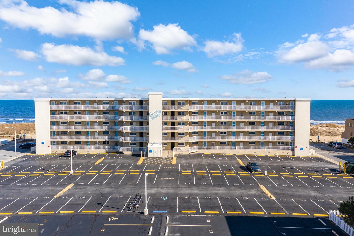 5201 Atlantic Avenue #411