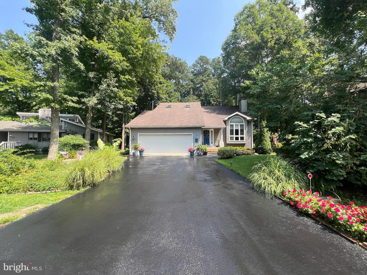 60 Drawbridge Road
