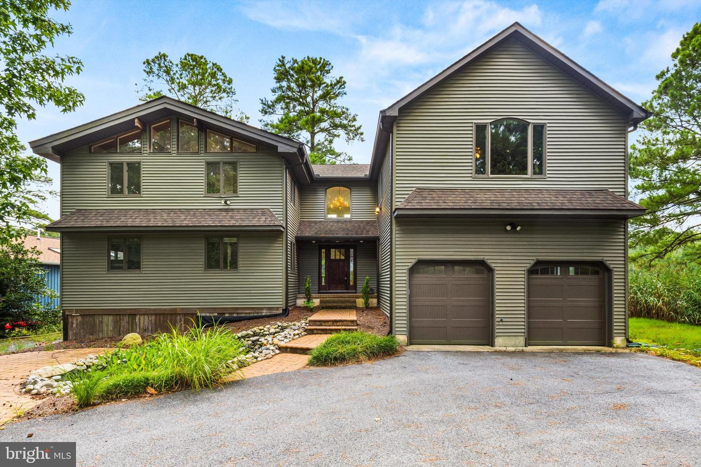 86 Boston Drive