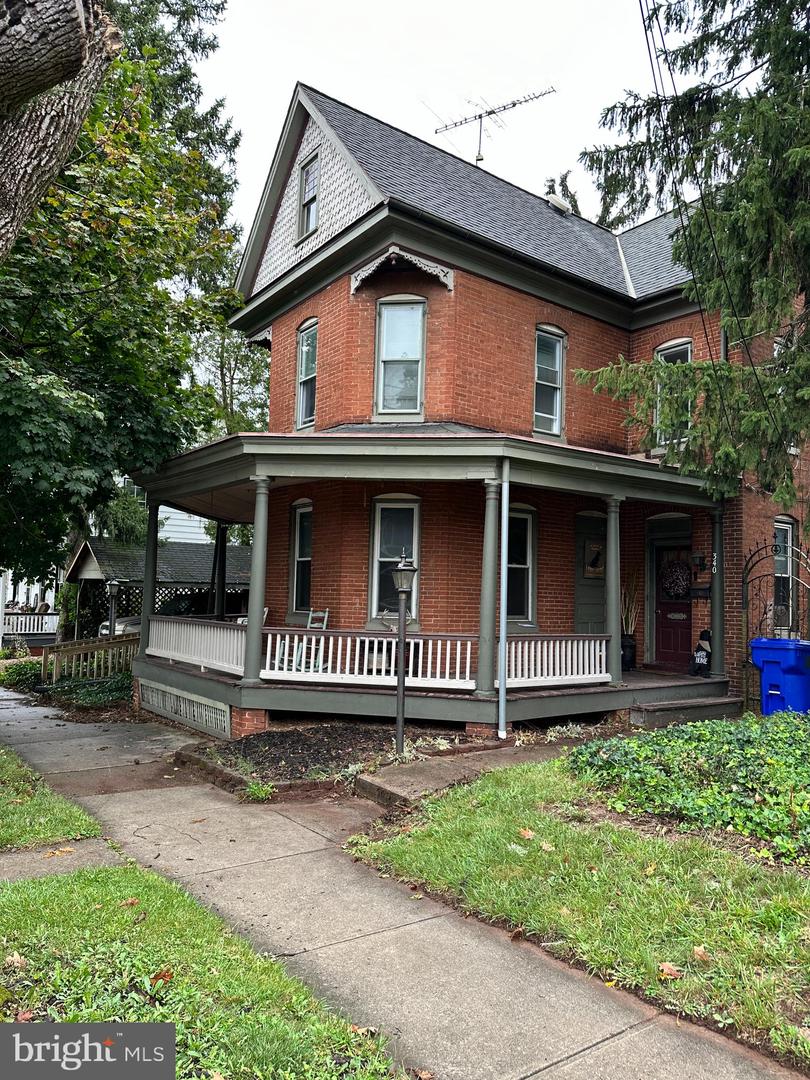 340 Lincoln Way W, New Oxford