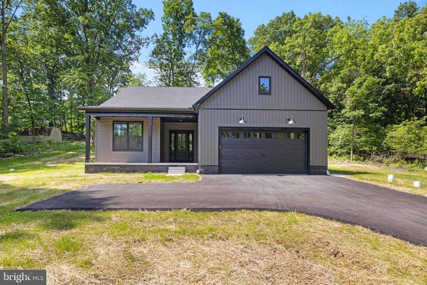 13 Connie Trail, Fairfield