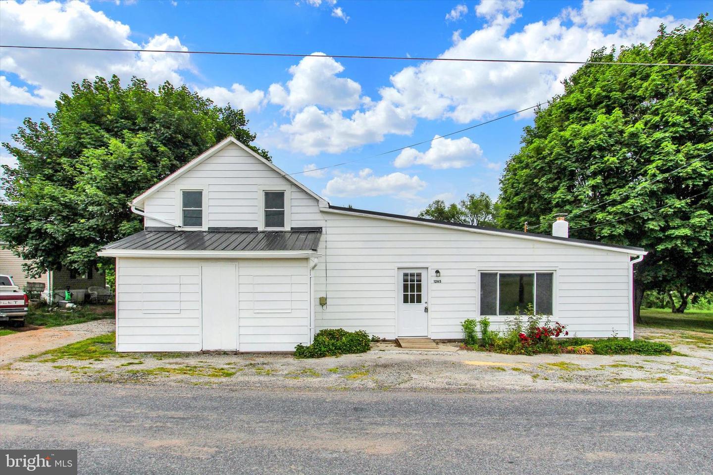 1265 Beecherstown Road, Biglerville