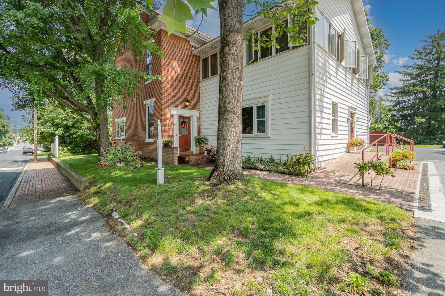 54 S High Street, Arendtsville