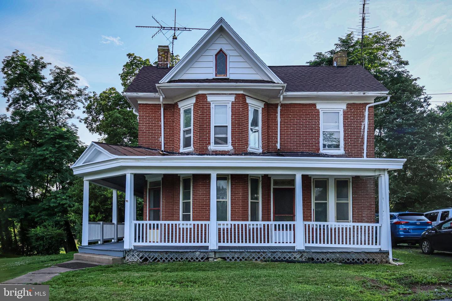 1260 Center Mills Road, Aspers