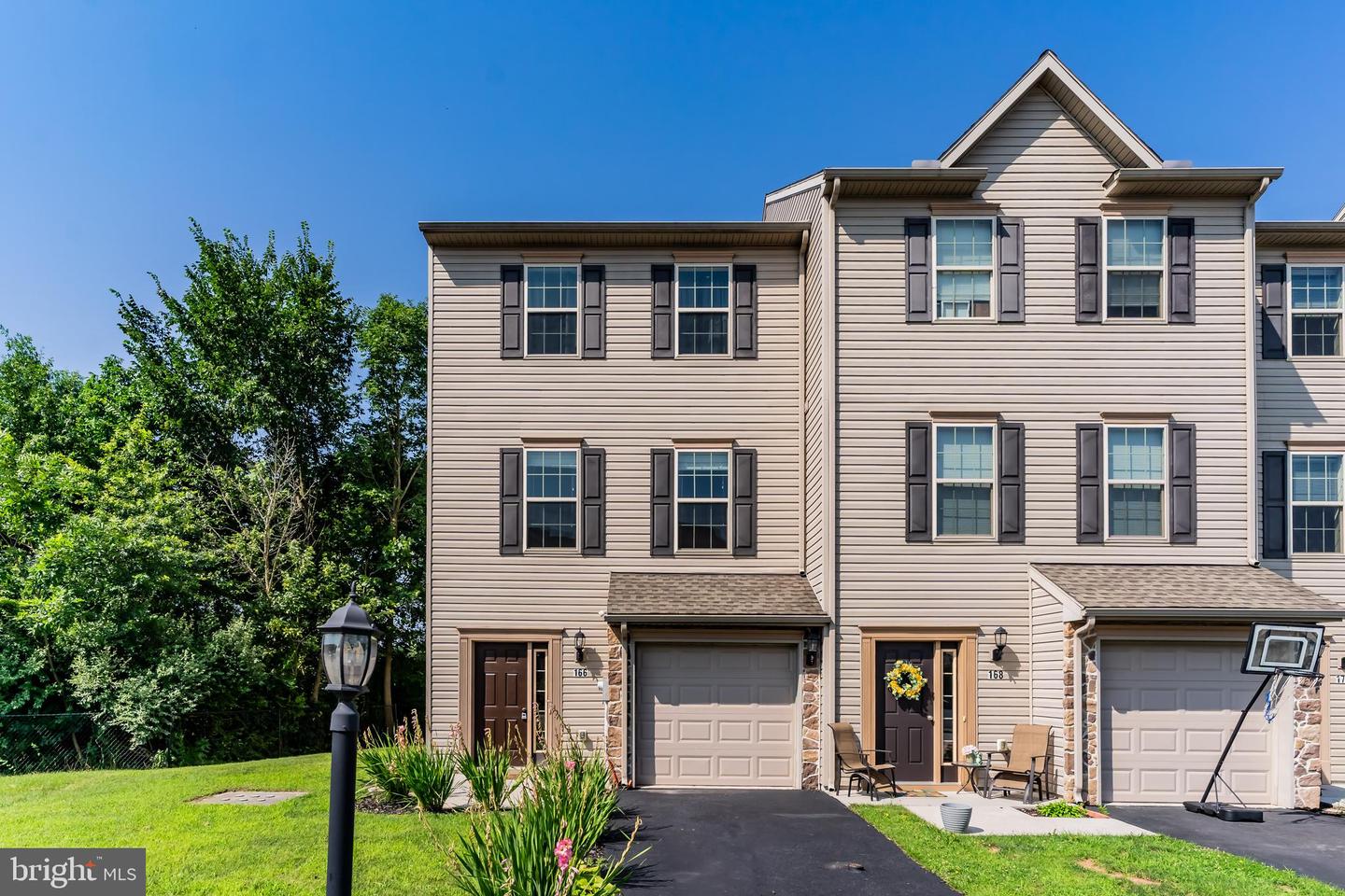 166 Katelyn Drive, New Oxford