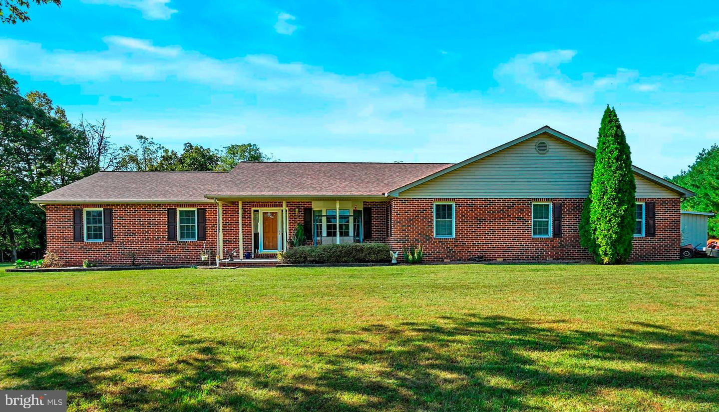 1180 The Spangler Road, New Oxford