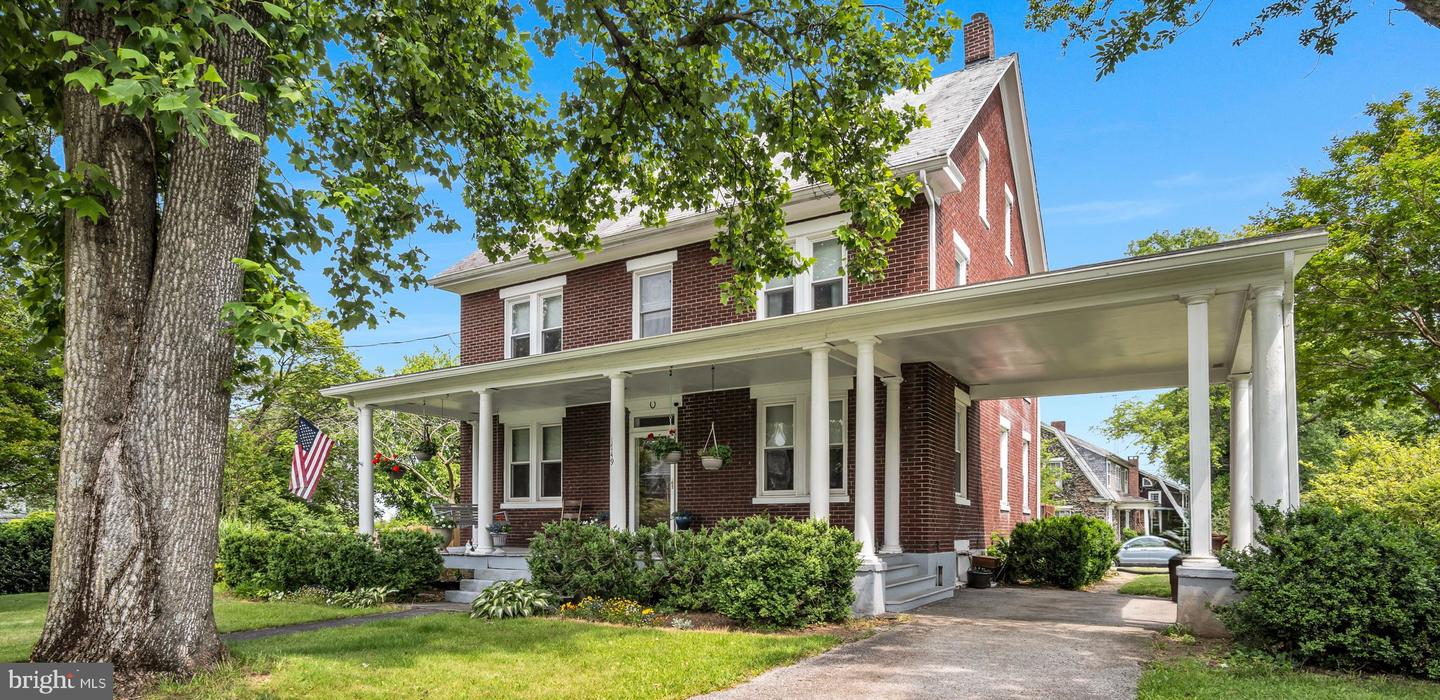 1749 Carrolls Tract Road, Orrtanna