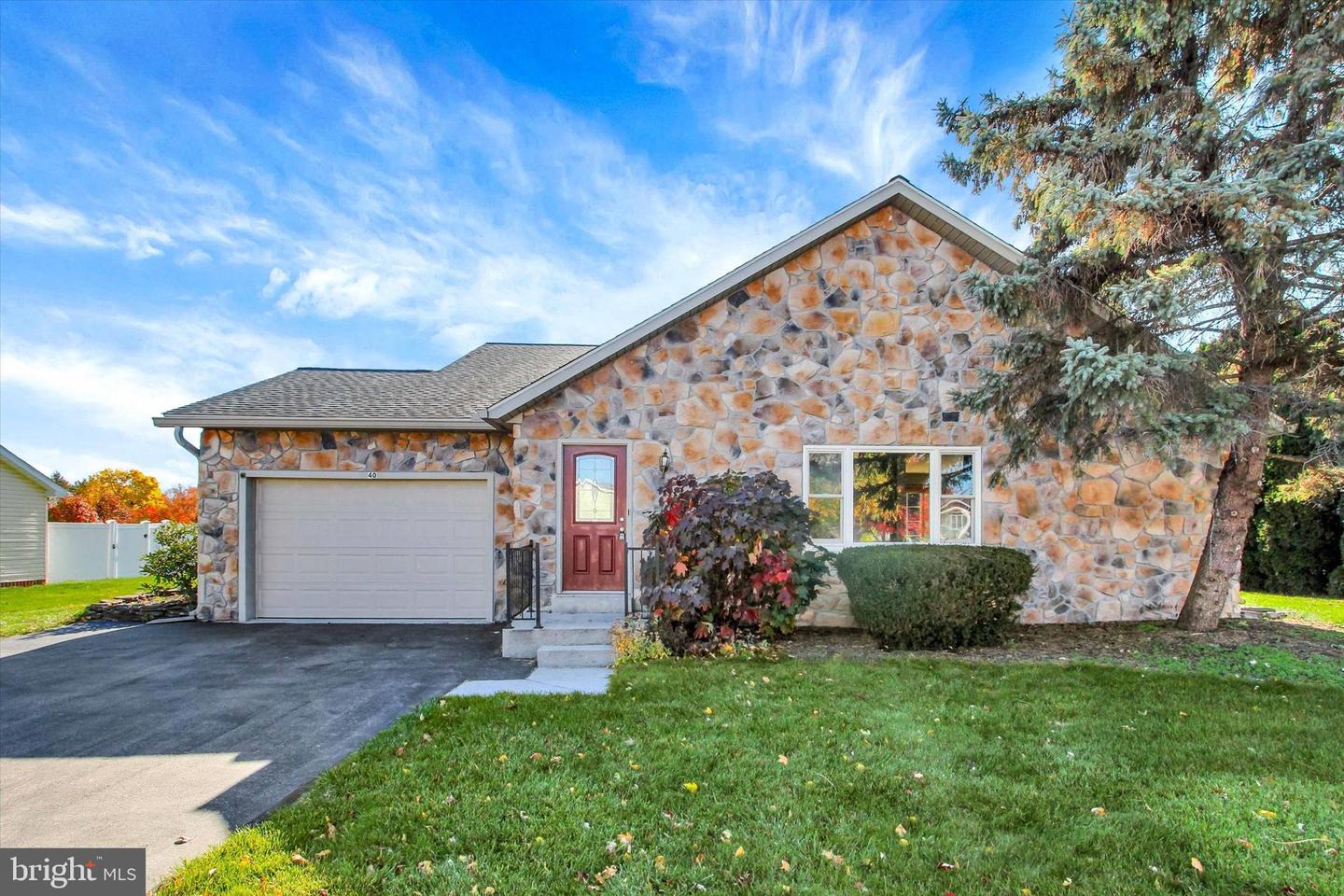 40 Glenwood Drive, Arendtsville