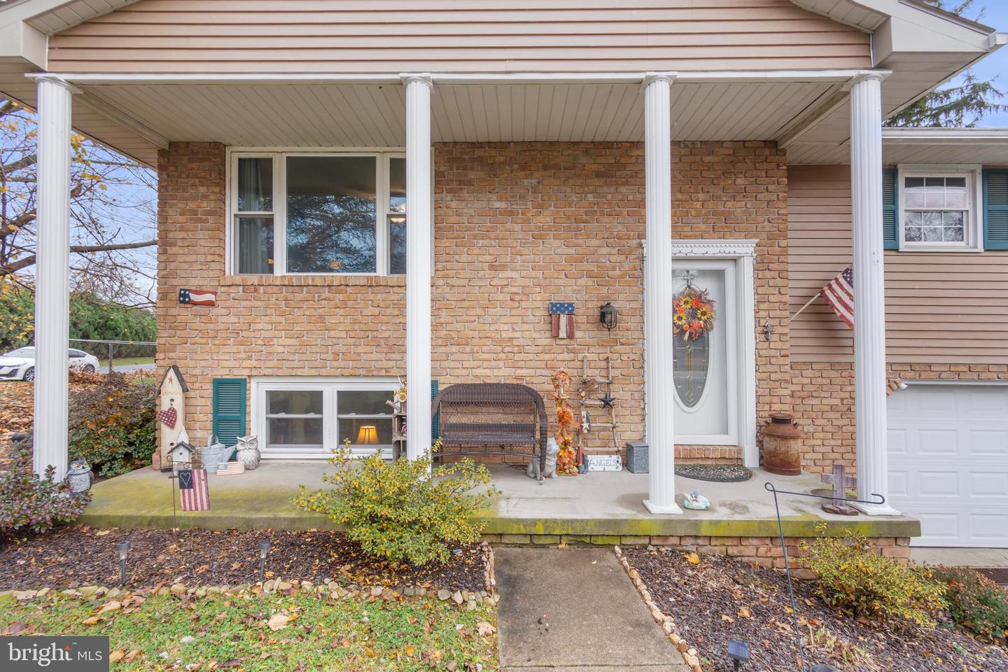 1077 Pine Grove Road, Hanover