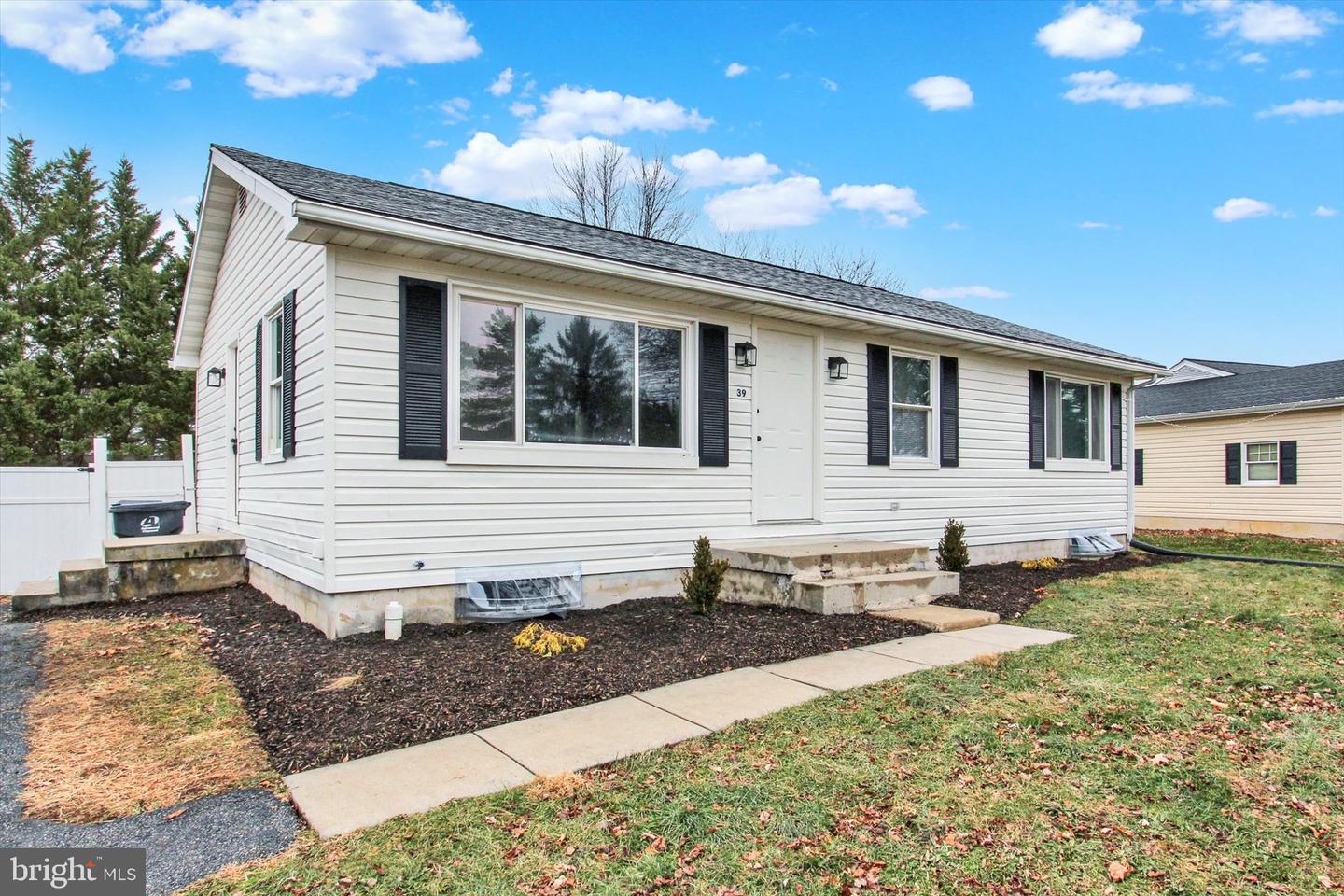 39 Elk Drive, Hanover