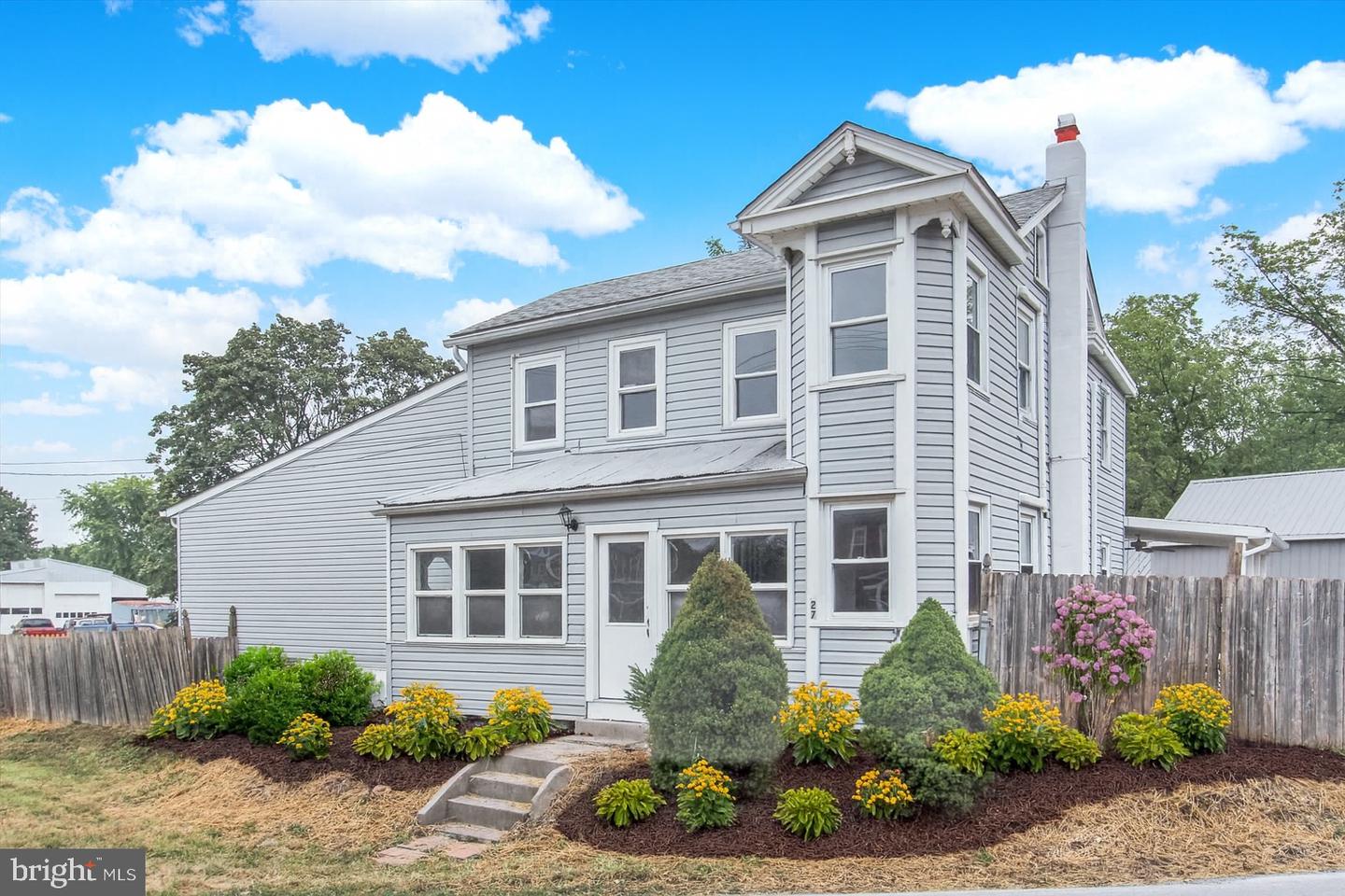 27 Maple Street, Gettysburg