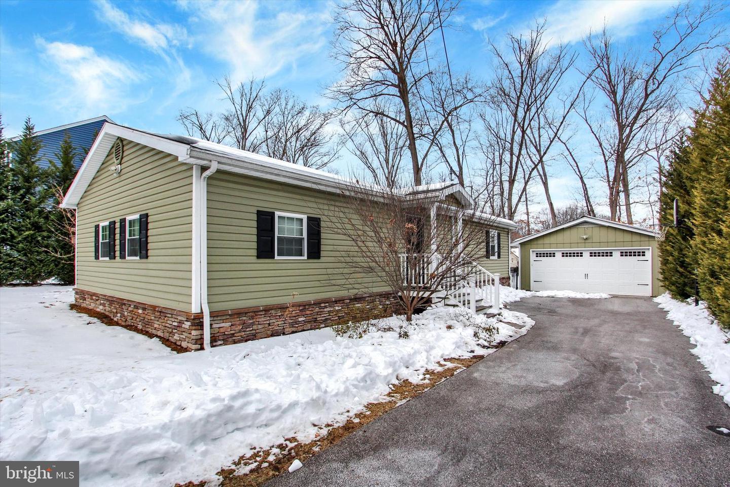 243 Forrest Drive, Gettysburg