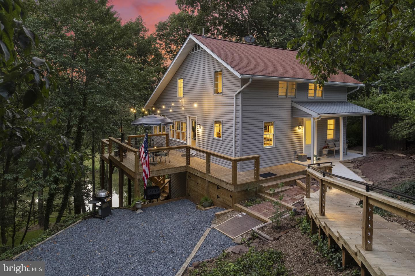 229 Boy Scout Road, New Oxford
