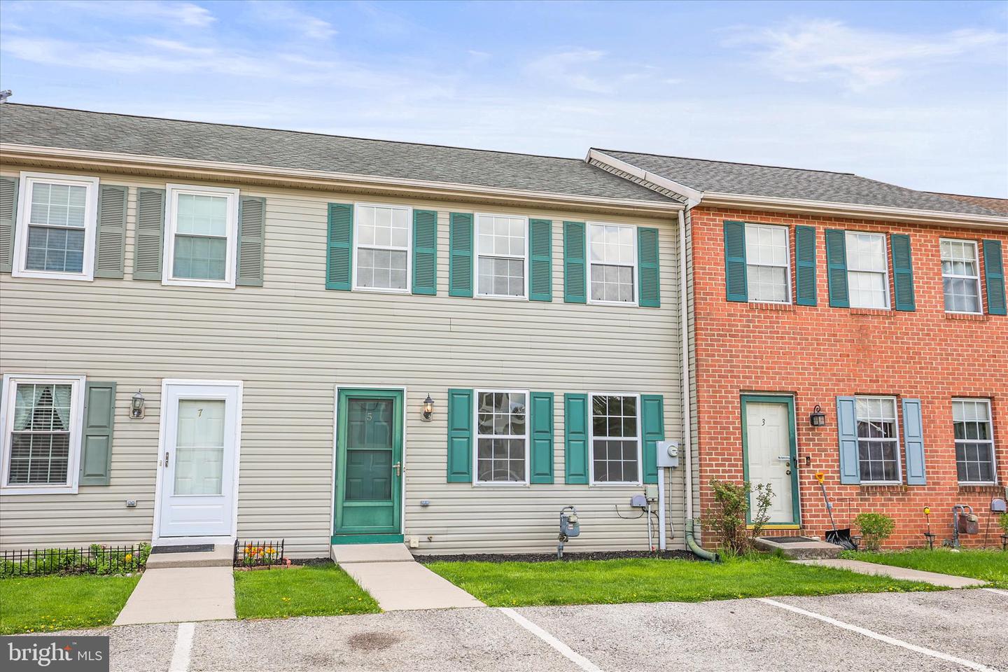 5 Oxwood Circle, New Oxford