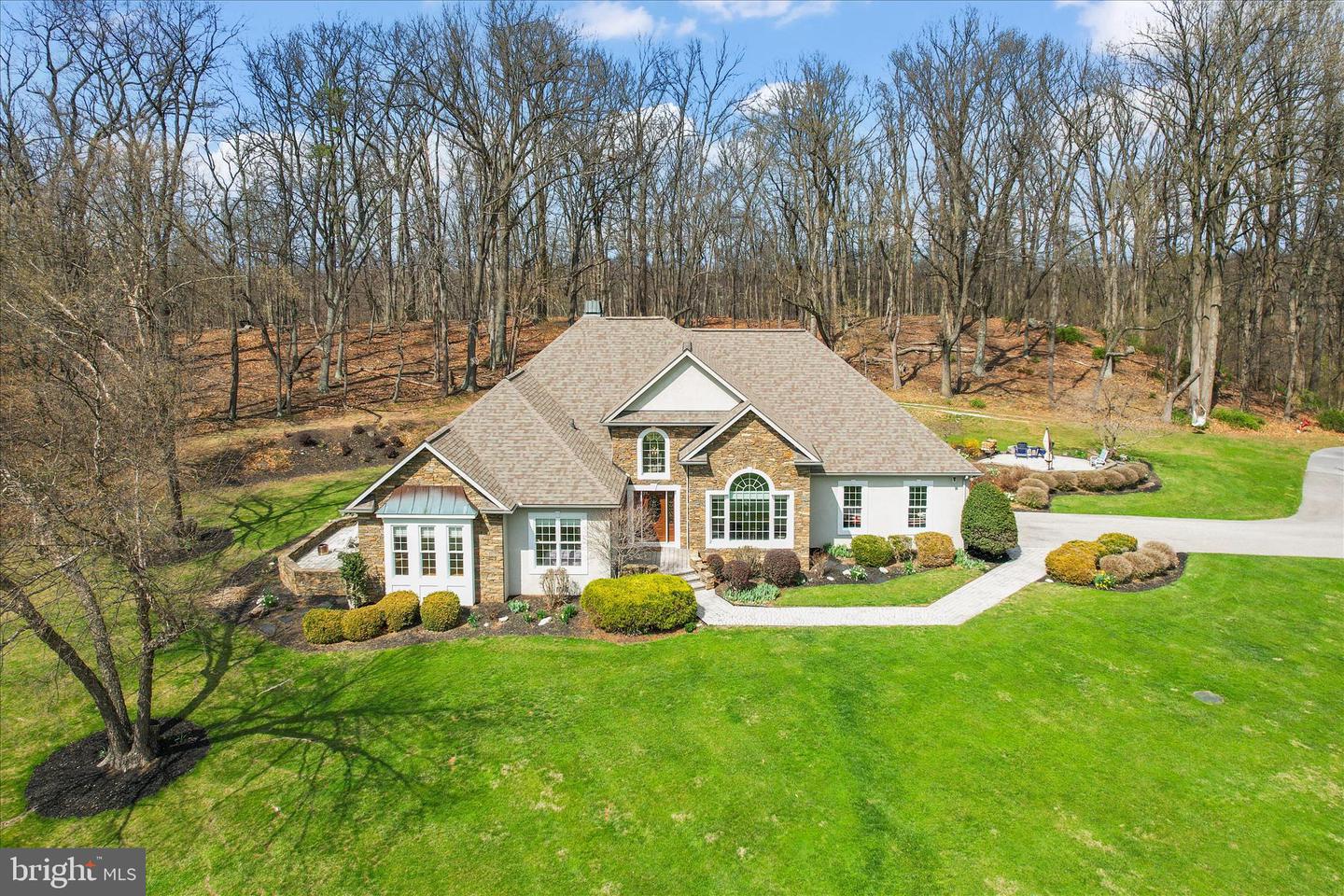 15 Maple Grove Road, Hanover