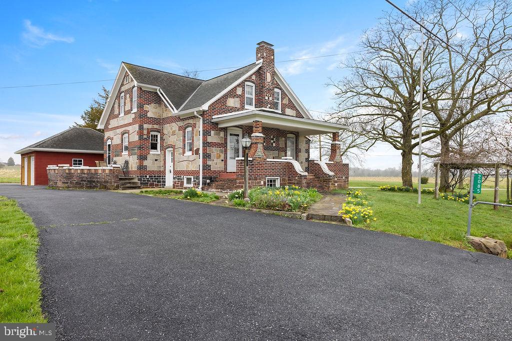 2085 Harney Road, Littlestown