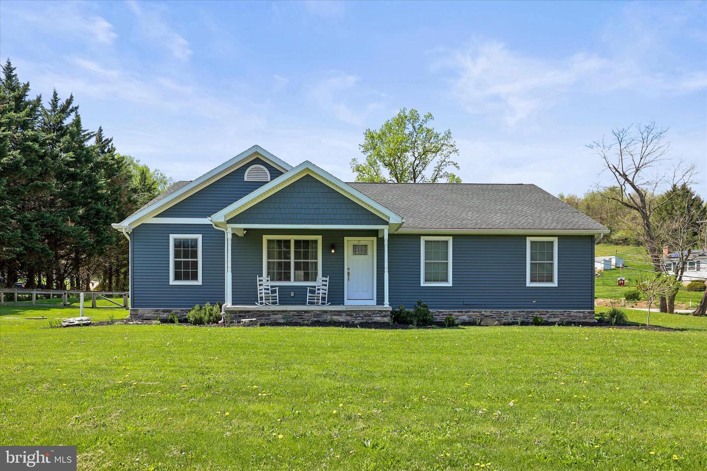 8 Orchard Drive, Hanover