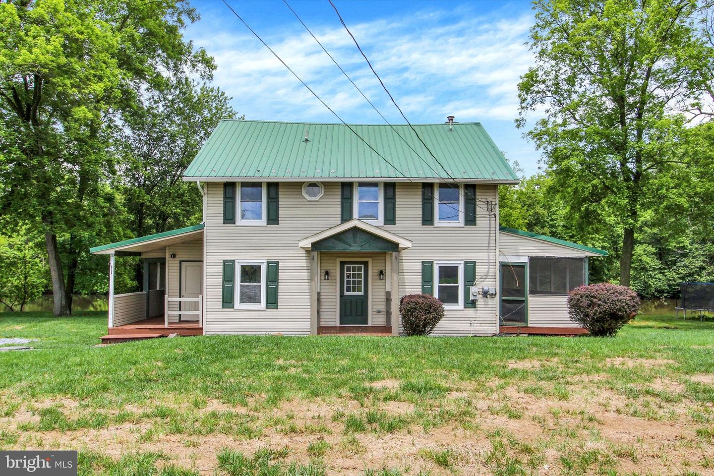 210 Cottage Drive, New Oxford