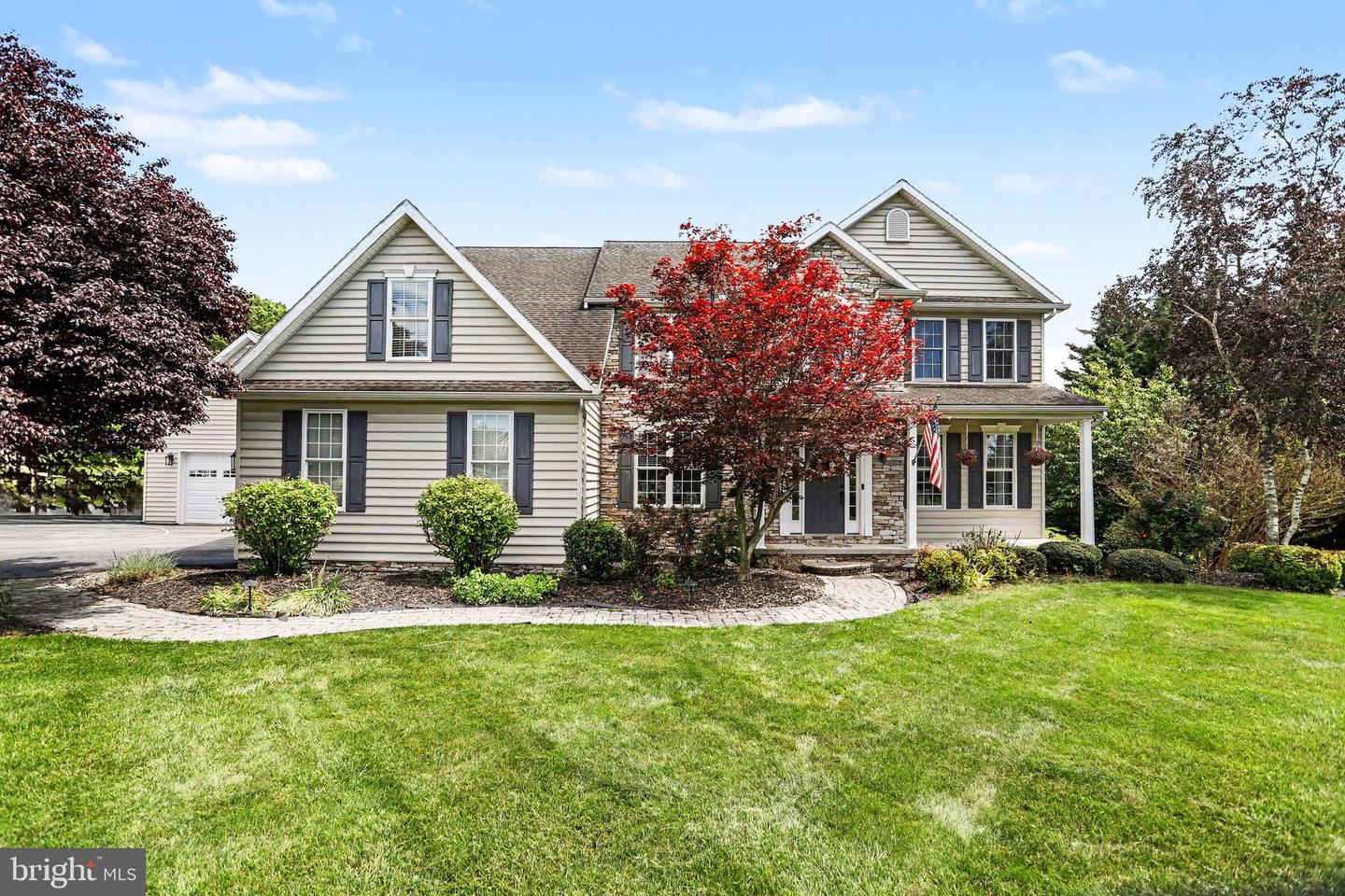 57 E Summit Drive