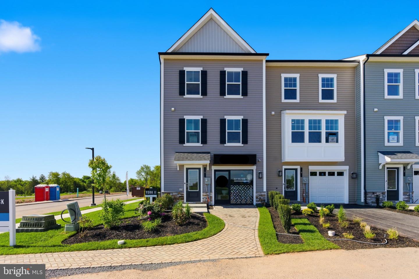 6 Magnolia Ct