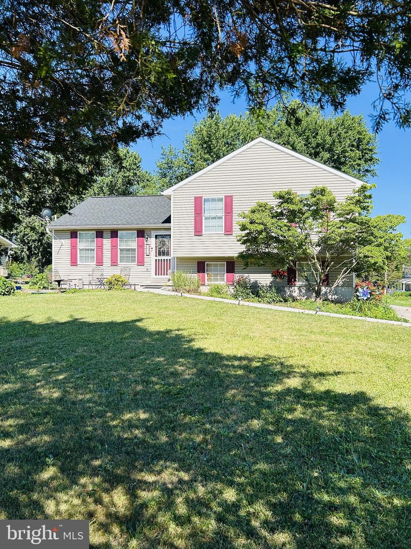 571 Hooker Drive