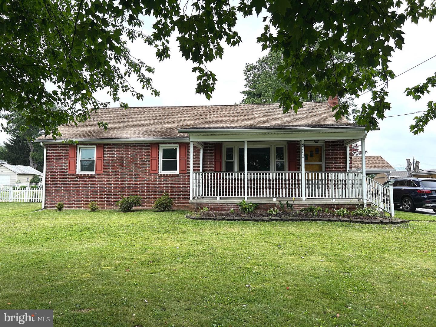 211 W Main Street
