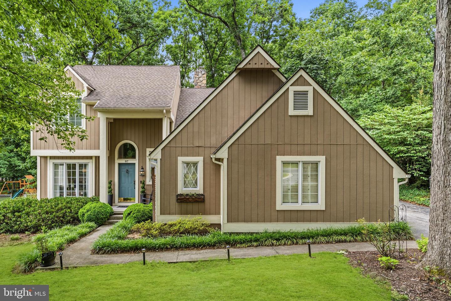 87 Twin Lakes Drive