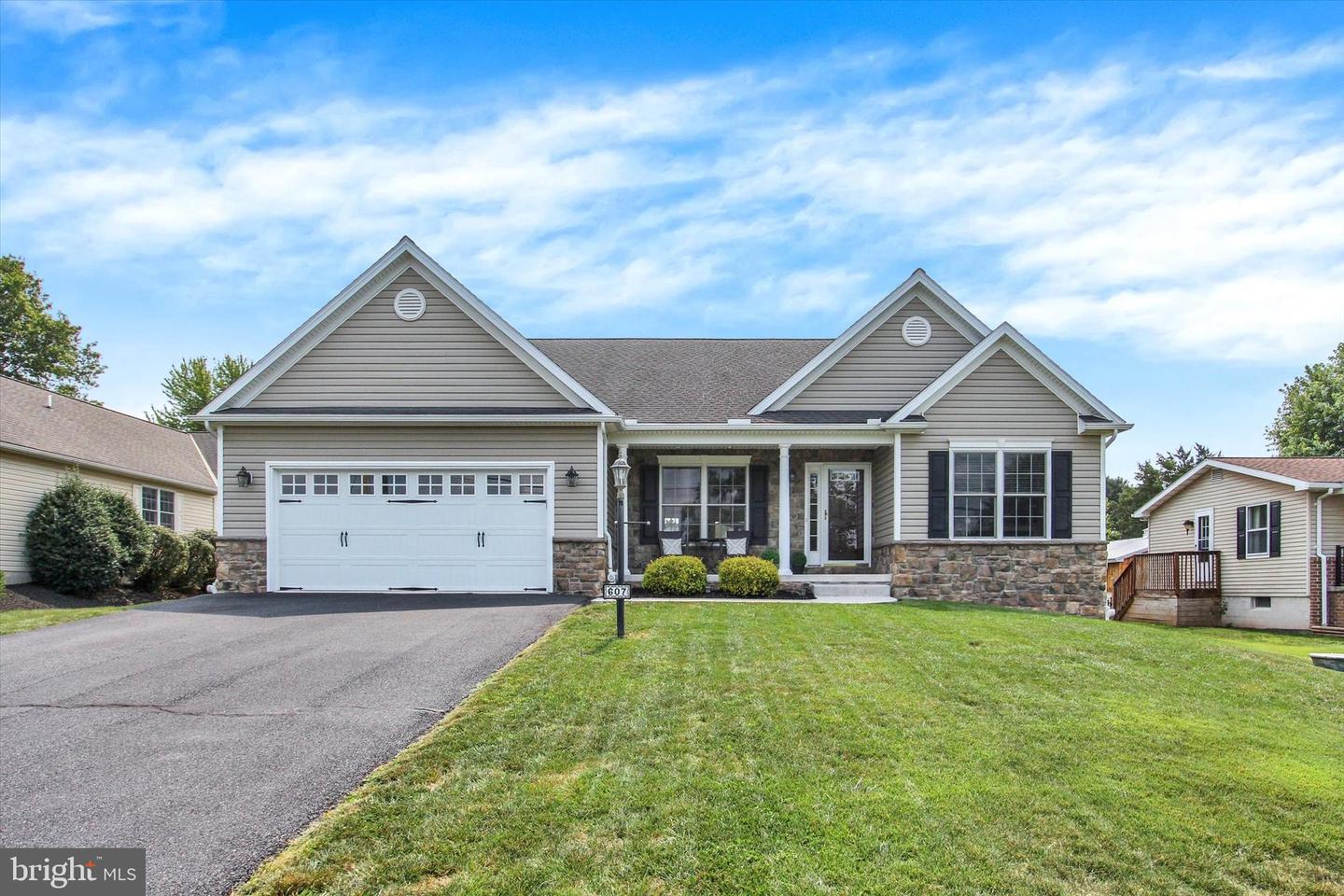 607 Heritage Drive