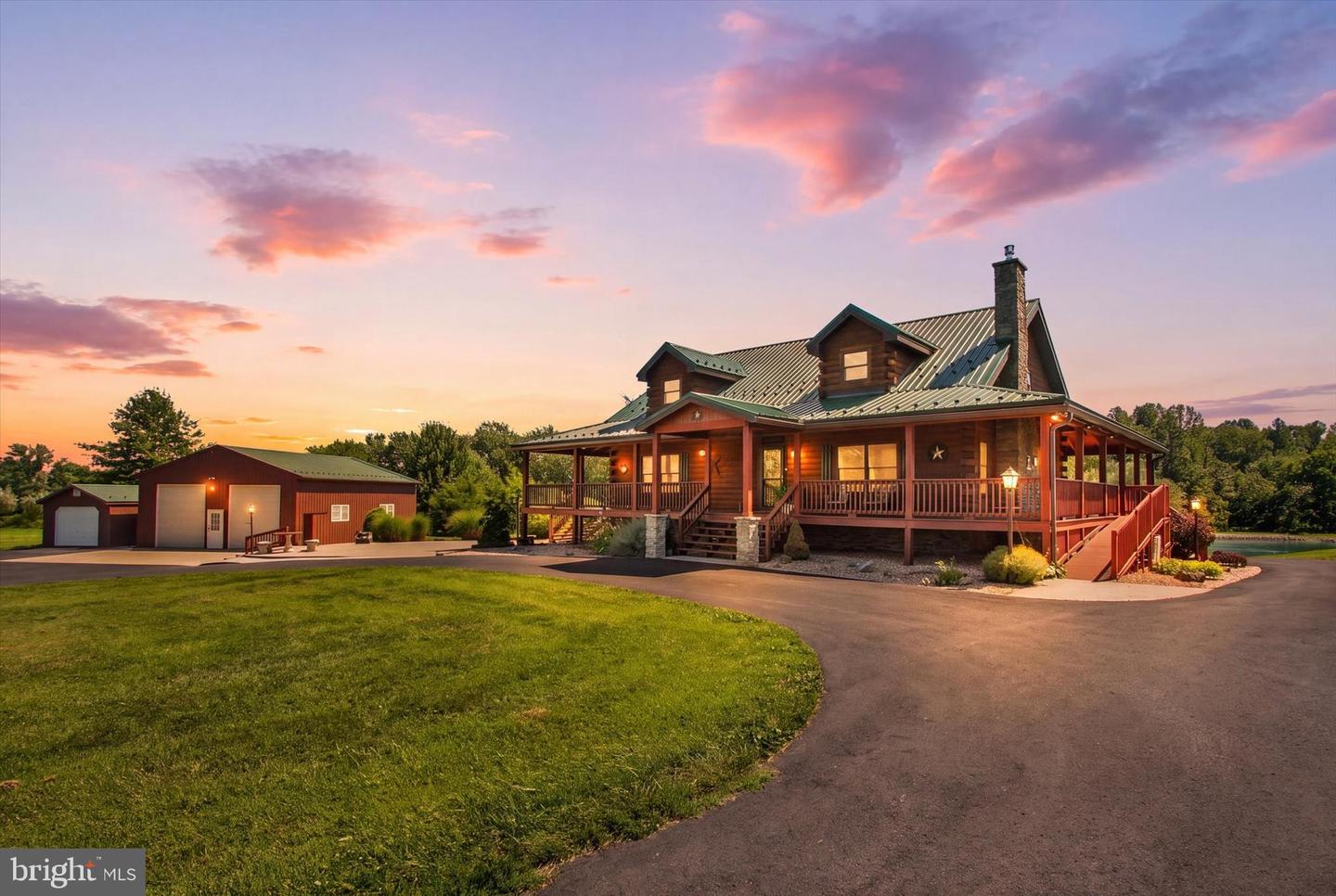 285 Orchard Lane