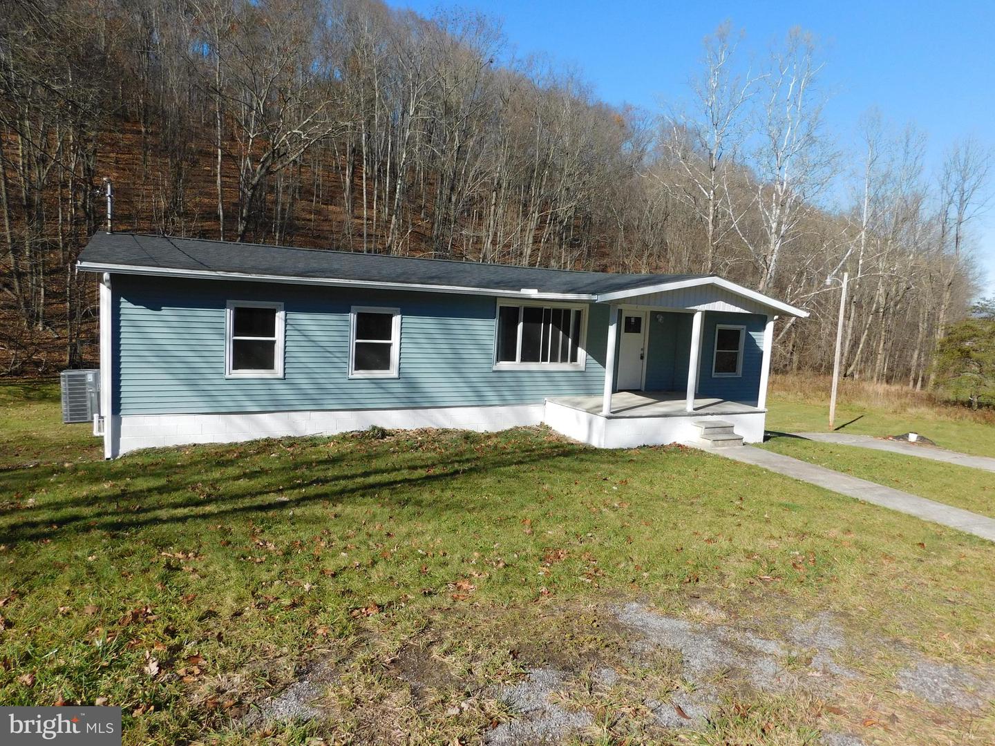 855 Shippy Rd, Manns Choice