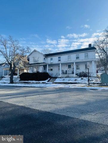 247 W John Street, Bedford