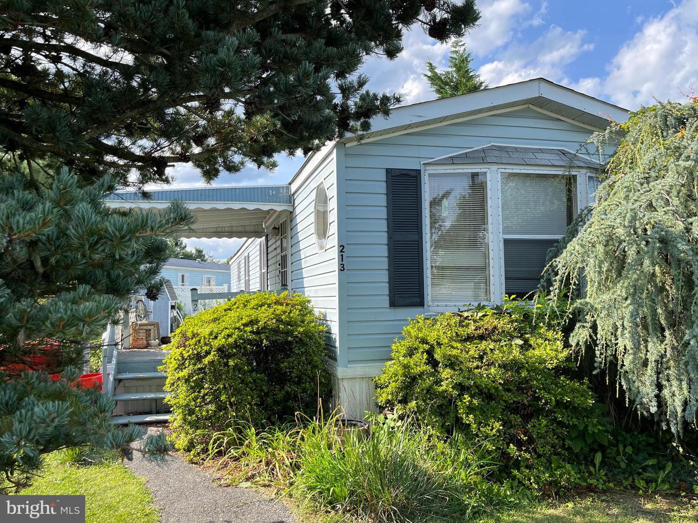 213 Knollwood Lane, Reading