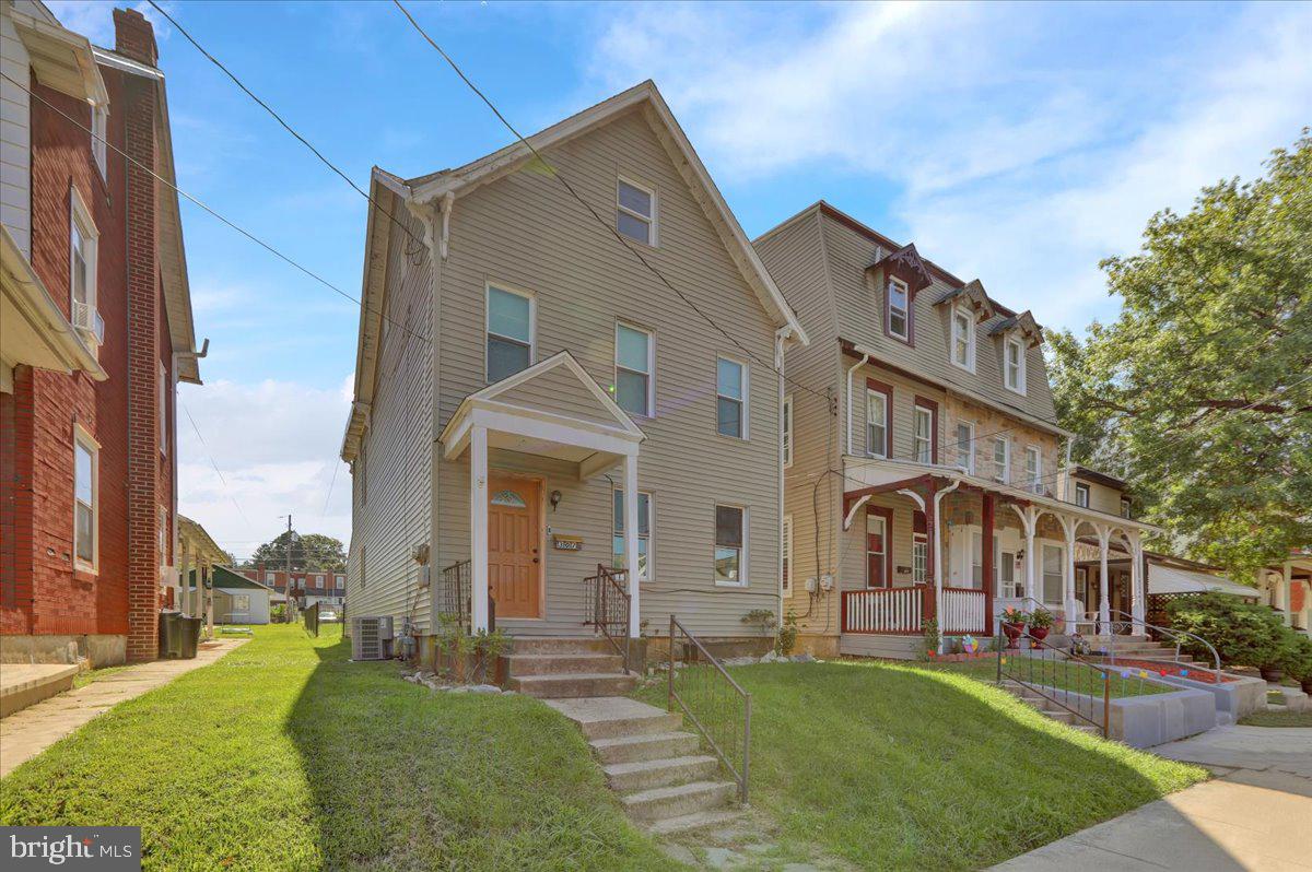 307 S Wyomissing Avenue, Shillington