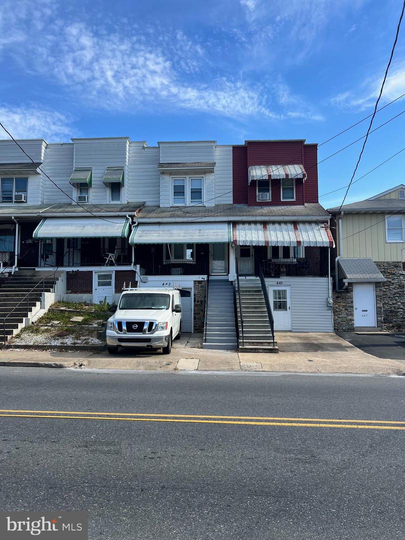 443 S 4th Street, Hamburg