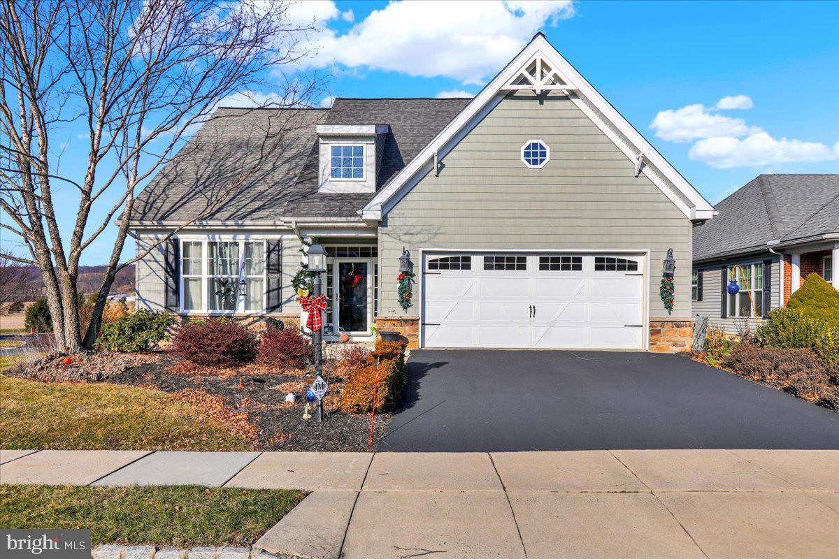2 Cedarcrest Lane, Oley