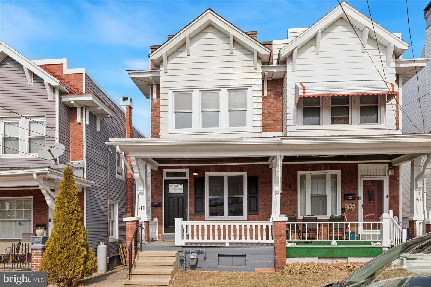 41 Crestmont Street, Reading