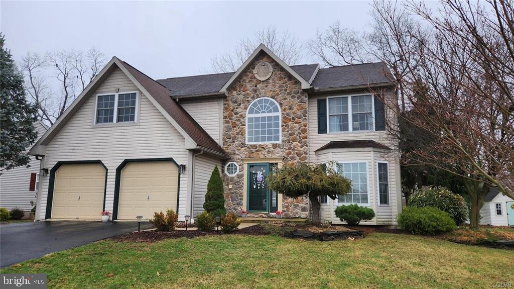 432 Riviera Drive, Blandon