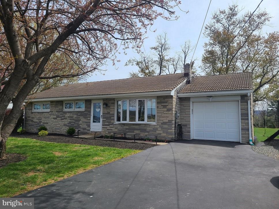 322 Bertolet Mill Road, Oley