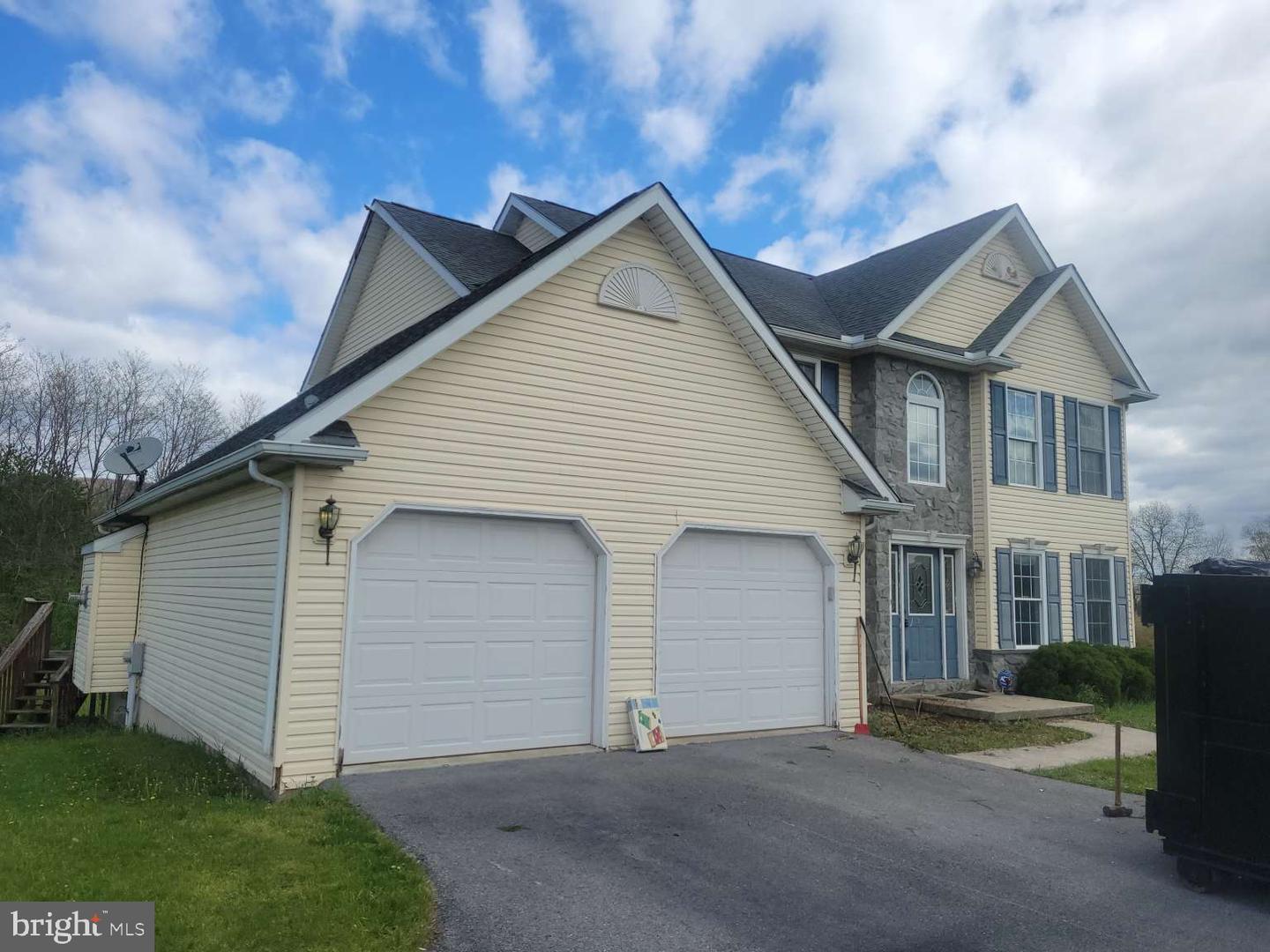 201 Steven Drive, Lenhartsville