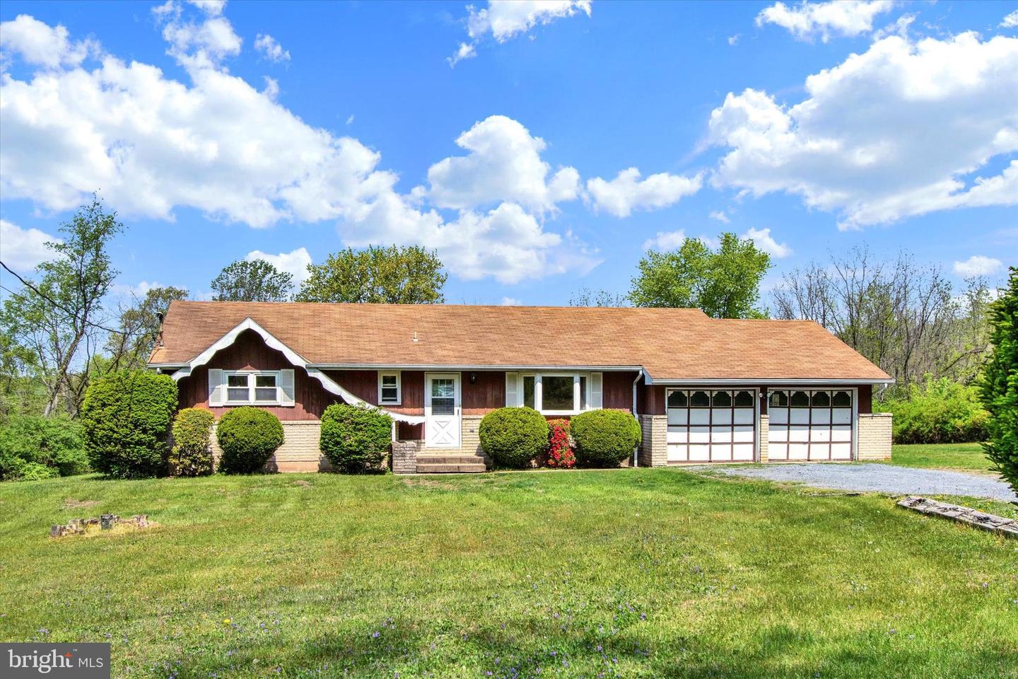 189 S Garfield Road, Bernville