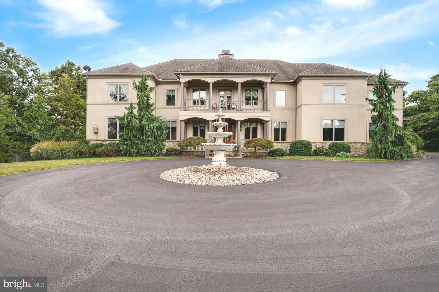 12 Chestnut Hill Drive, Mohnton