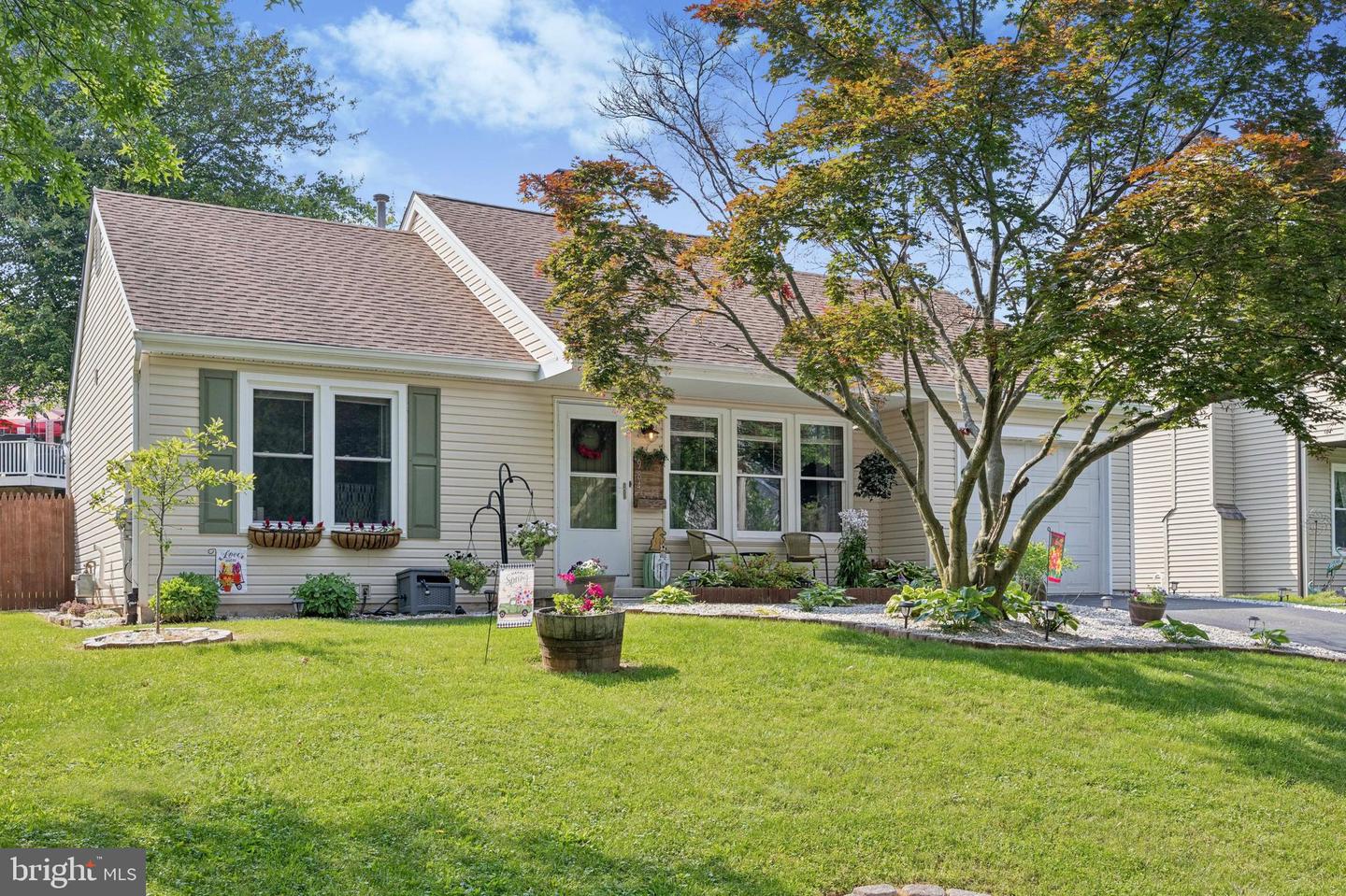 984 Rill Road, Reading