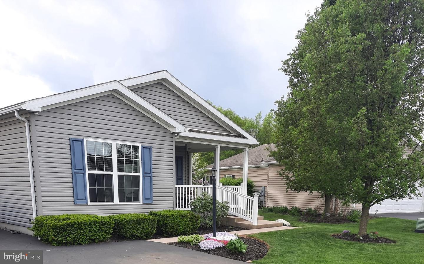 12 Cormorant Drive, Bechtelsville