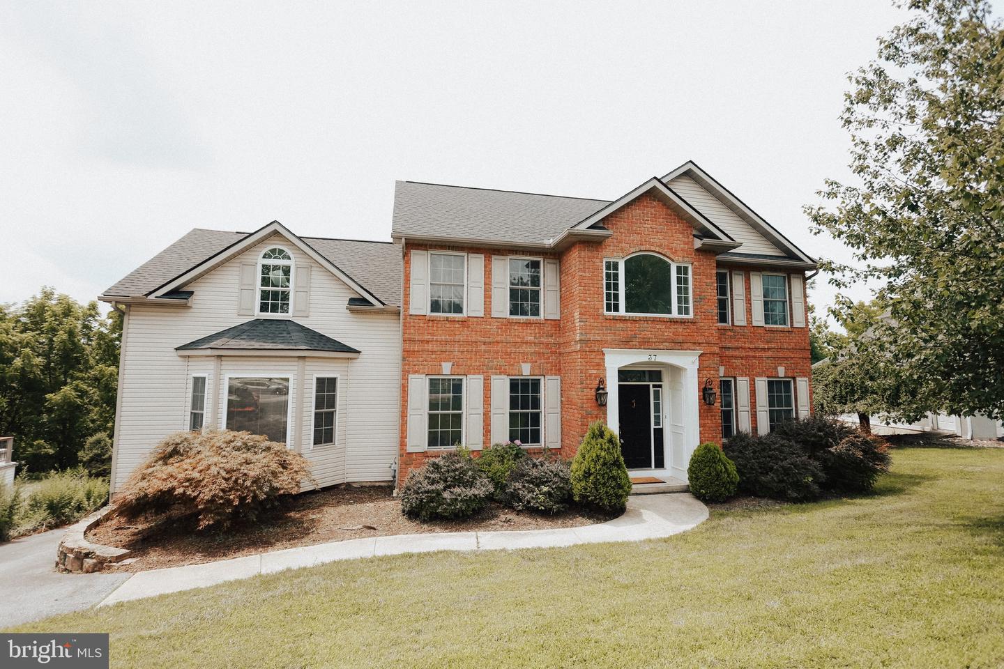 37 Sycamore Drive, Reading
